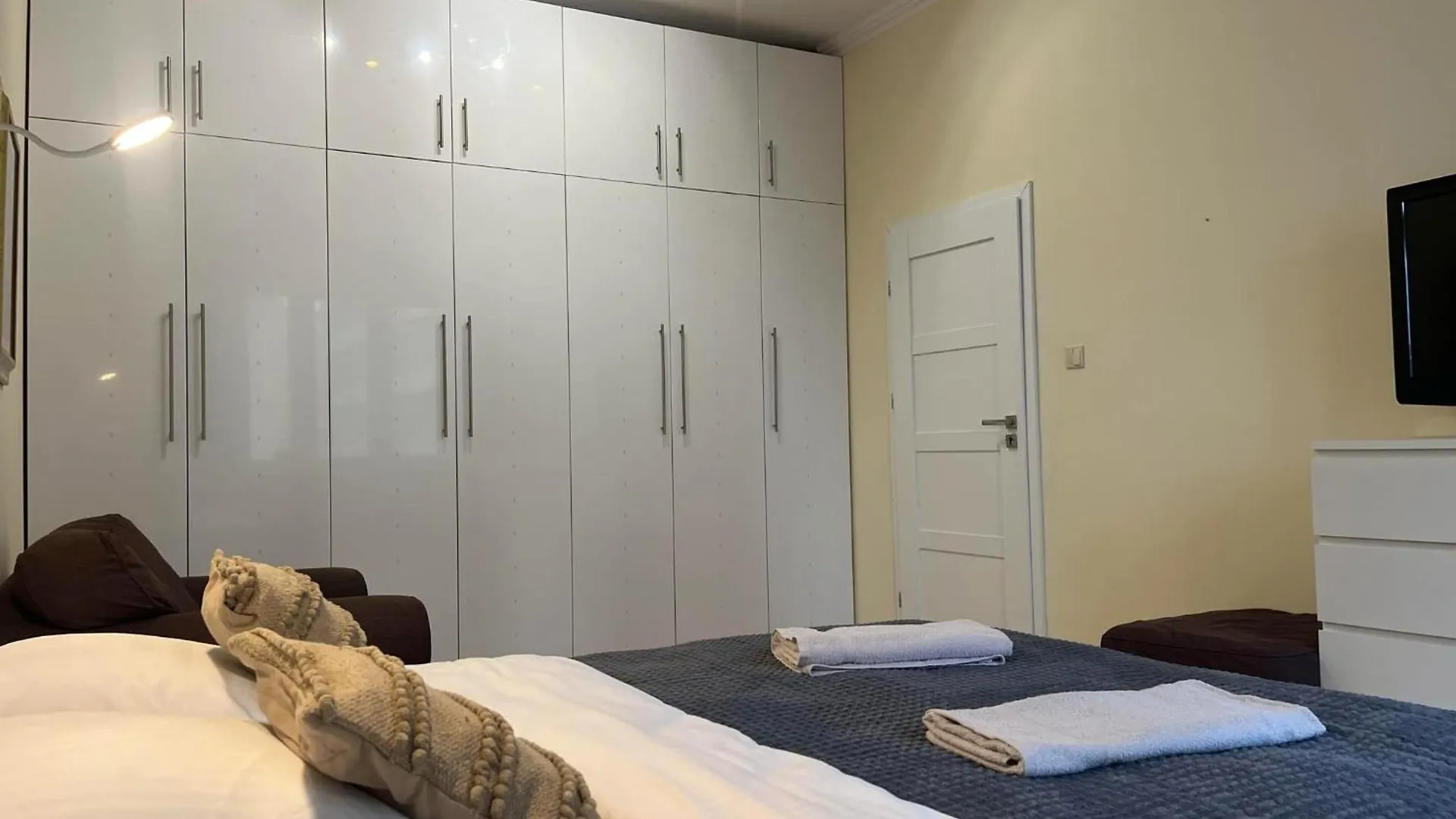 Luxury Apartment On Zlota Street Warsaw Poland